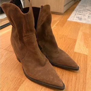 Zara Brown Suede Heeled Boots